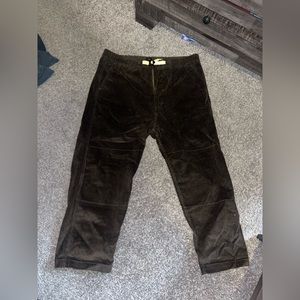 Men’s Levi’s corduroy pants!